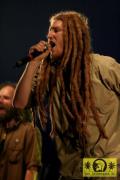 Conscious Fiyah (D) with The House Of Riddim Band 11. Chiemsee Reggae Festival, Übersee 21. August 2005 (5).jpg